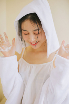 小泽玛利亚人体艺术